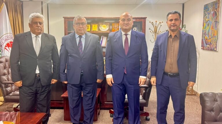 الهيئة الإدارية للمجلس الأعلى للجمعيات العلمية تعقد اجتماعها برئاسة السيد وكيل وزارة التعليم العالي الأستاذ الدكتور حيدر عبد ضهد اليوم.