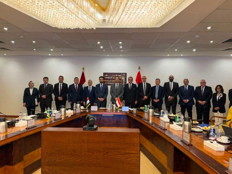 وزير الاتصالات العراقي يجري سلسلة لقاءات رفيعة المستوى في القاهرة لتعزيز التعاون العربي والدولي في الاتصالات وتكنولوجيا المعلومات